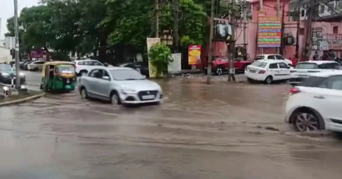 Heavy Rain Causes Waterlogging And Traffic Delays Across Delhi