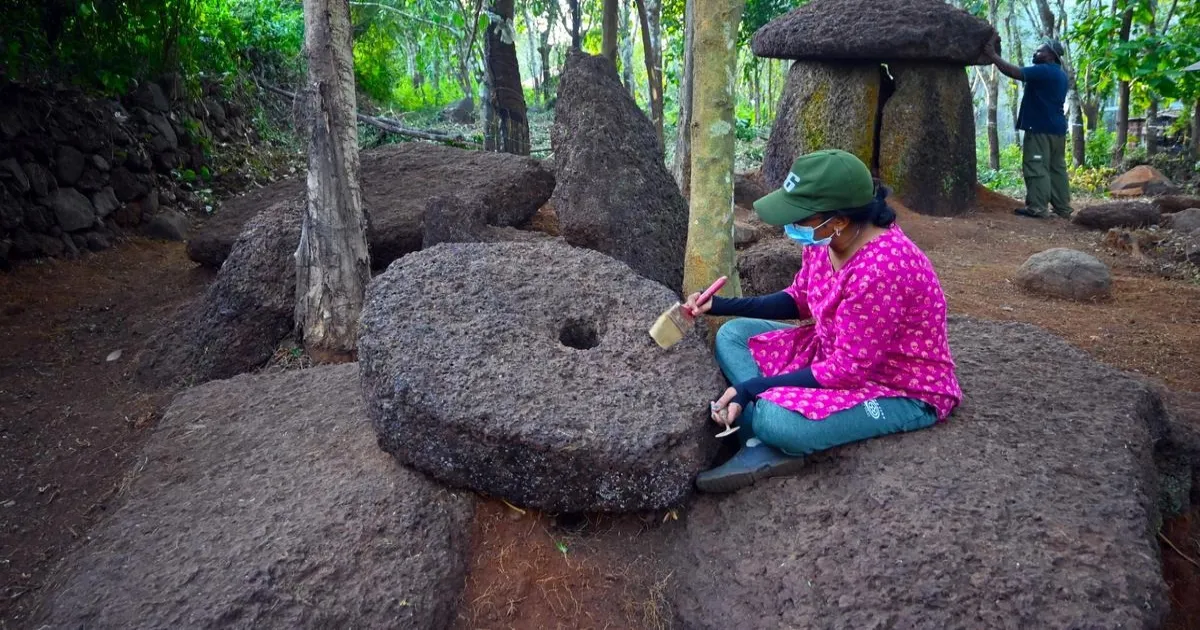 Kannur Dig: Rare Wheel-Like Stone Found at Megalithic Burial Site