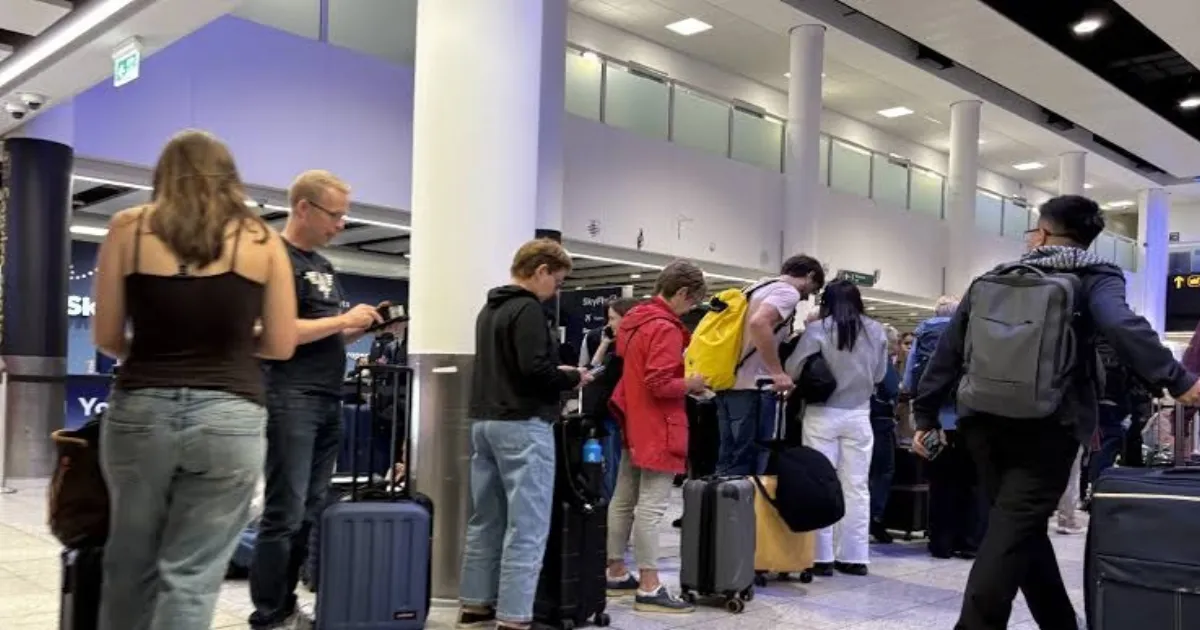 UK Airports Slowly Recover As Air Traffic Control Boss Dismisses Cyberattack Fears