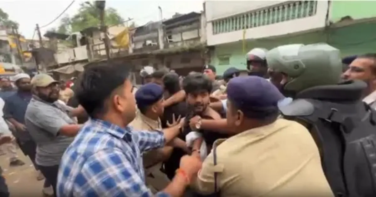 Illegal Structures Face Bulldozers As Indore Launches Major Encroachment Clearance Operation