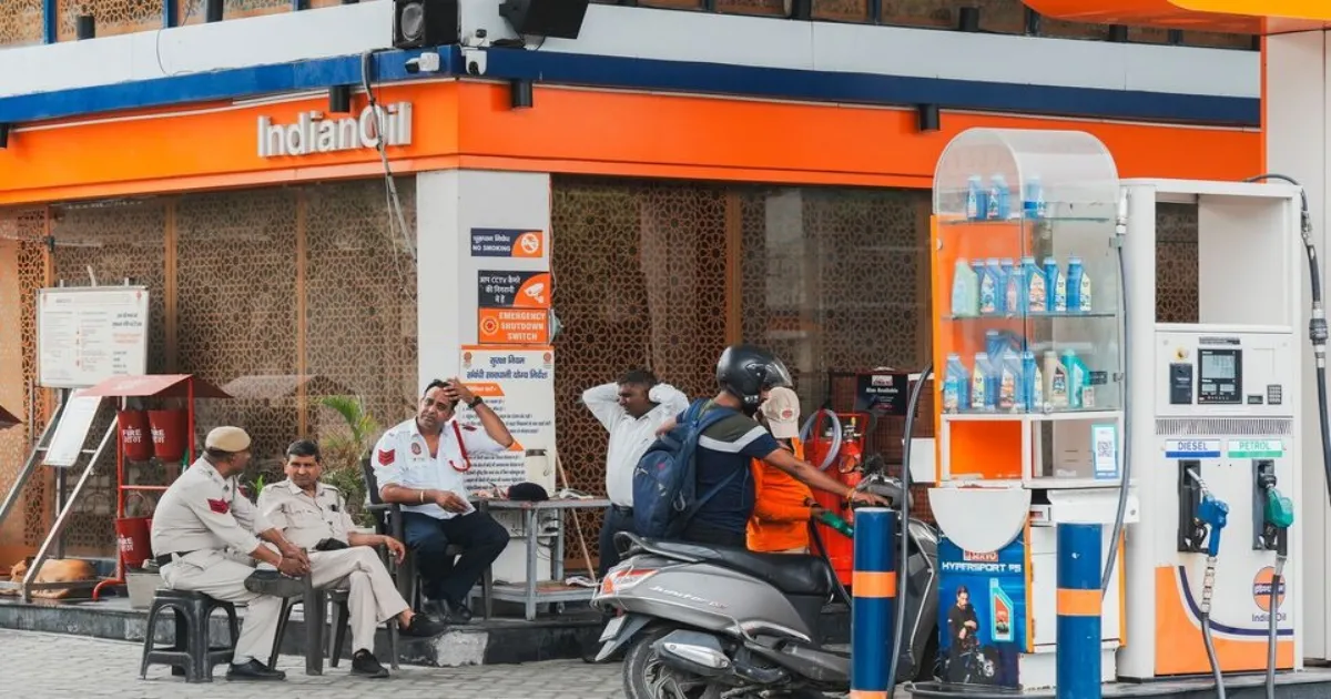 Delhi-NCR Vehicle Owners Face Fuel Restrictions Without Valid PUC Certificates From October 1