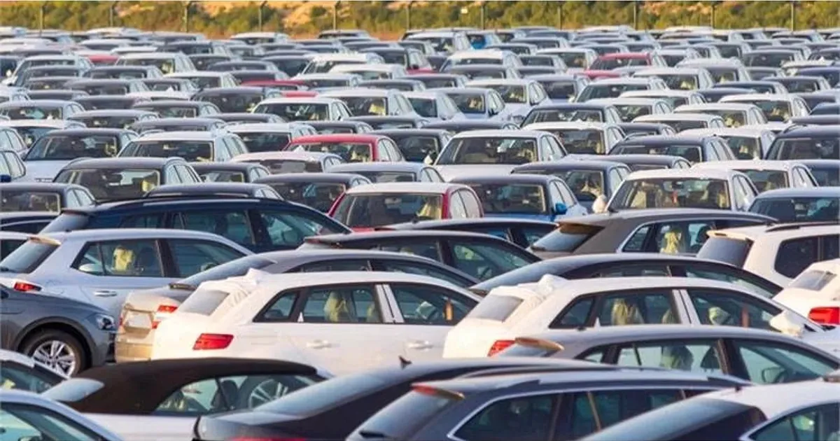 September Auto Sales Preview PV And CV Sales Seen Rising, Tractors Under Pressure