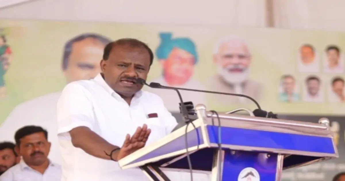Kumaraswamy Meets Farmers Who Lost Land For NICE Project In Bengaluru