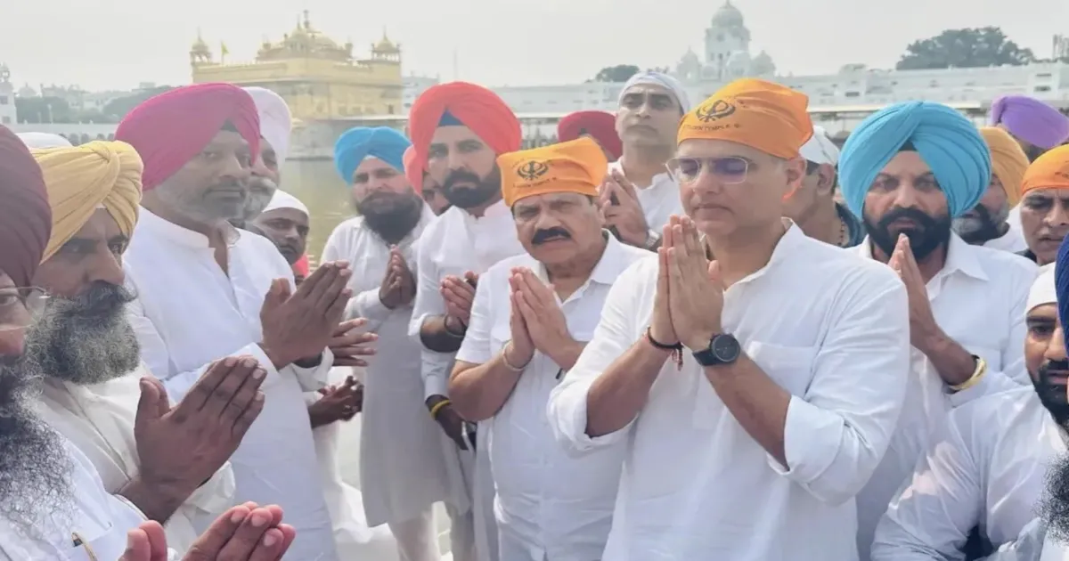 Pargat Singh, Sachin Pilot Visited Golden Temple As Punjab Congress Eyes 2027 Polls
