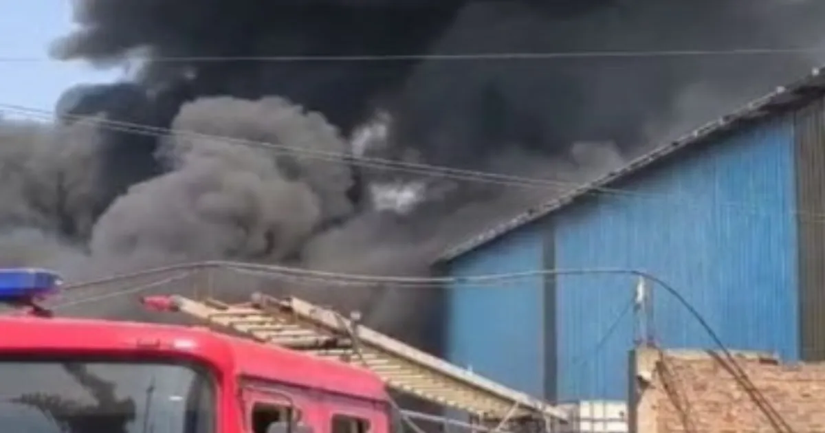 Fire Engulfs Scrap Warehouse And Nearby Units In Pithampur; No Casualties Reported