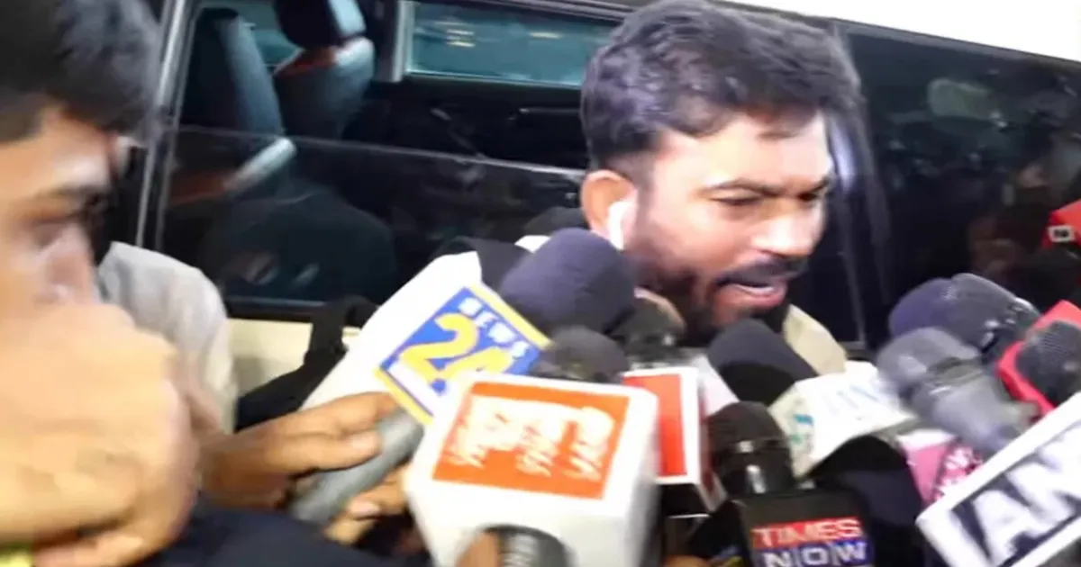 CJP Leader Abhijeet Dipke Heads to Delhi After Leaving Mumbai Hotel