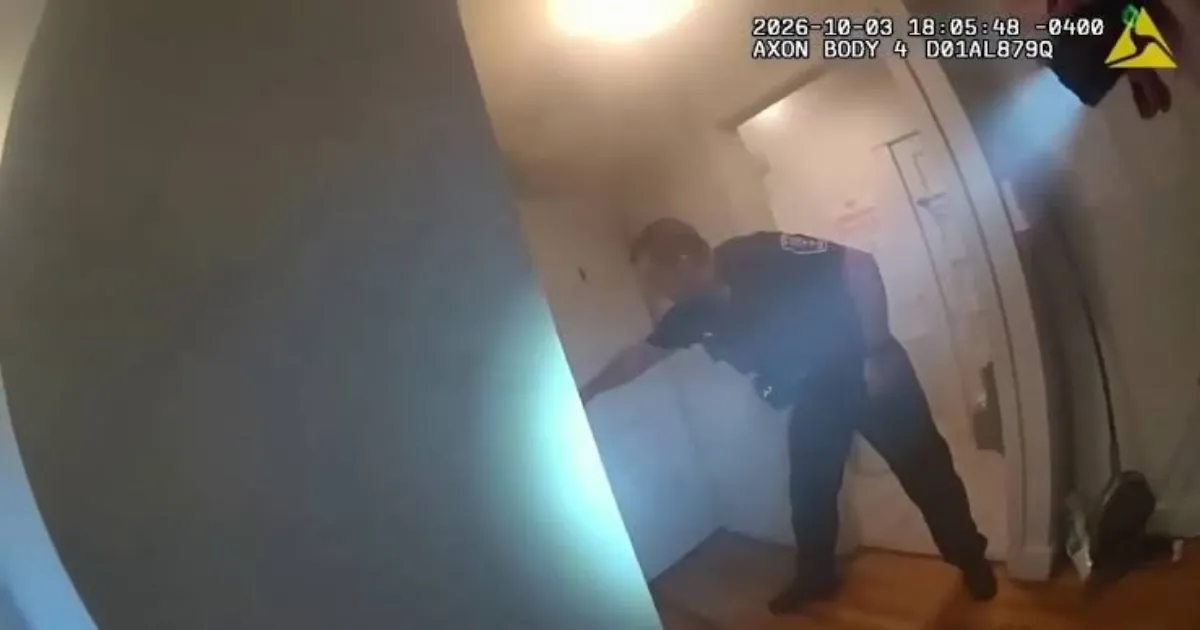 Virginia Police Rescue Unconscious Man From Burning House