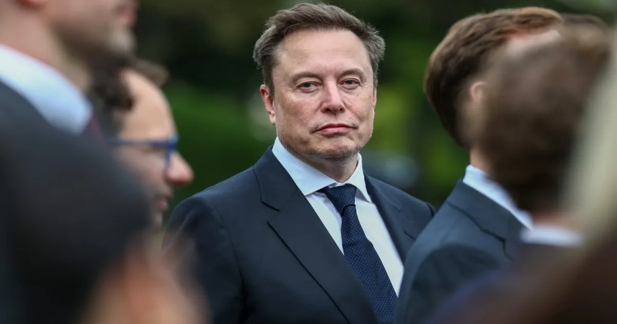 Starlink Slowdown Ordered By Musk Raises Questions About Ukraine's Military Connectivity During War