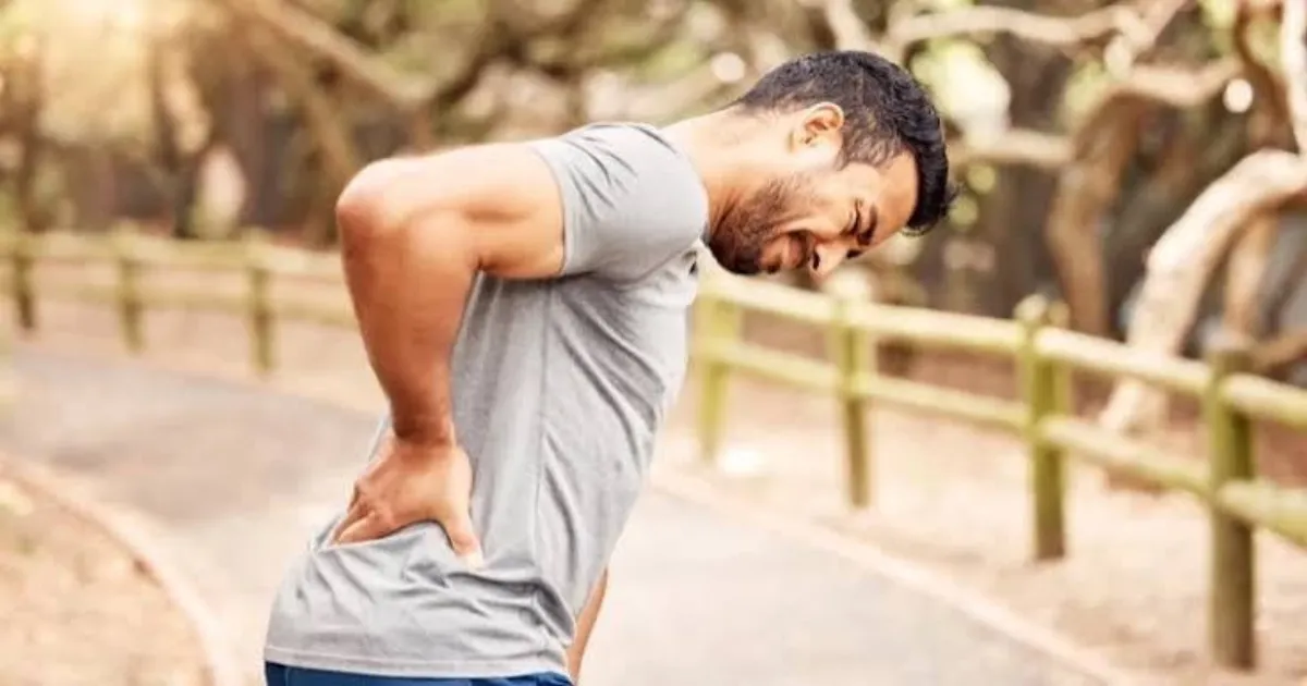 Neurosurgeon Reveals How To Spot Slipped Disc Symptoms Before Serious Spinal Complications Develop