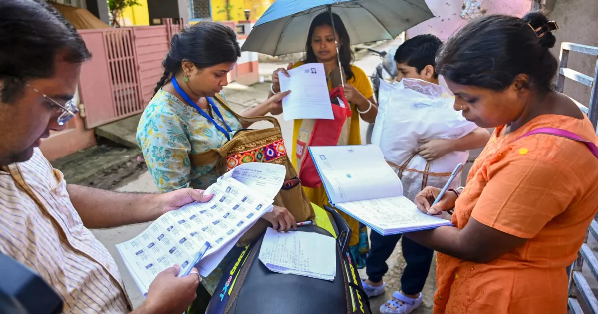 UP Constituency Faces Voter Roll Controversy; 10,000 Errors Lead To Two Suspensions