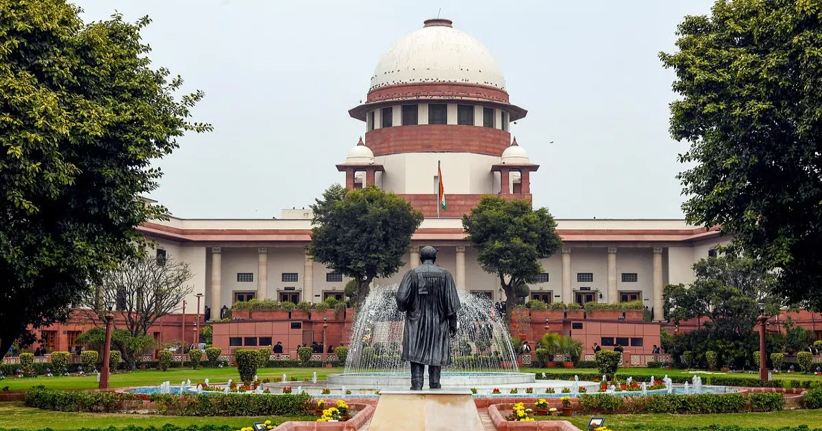 Maharashtra Voter Roll Dispute: Supreme Court Issues Notice To ECI Over SIR Deletions