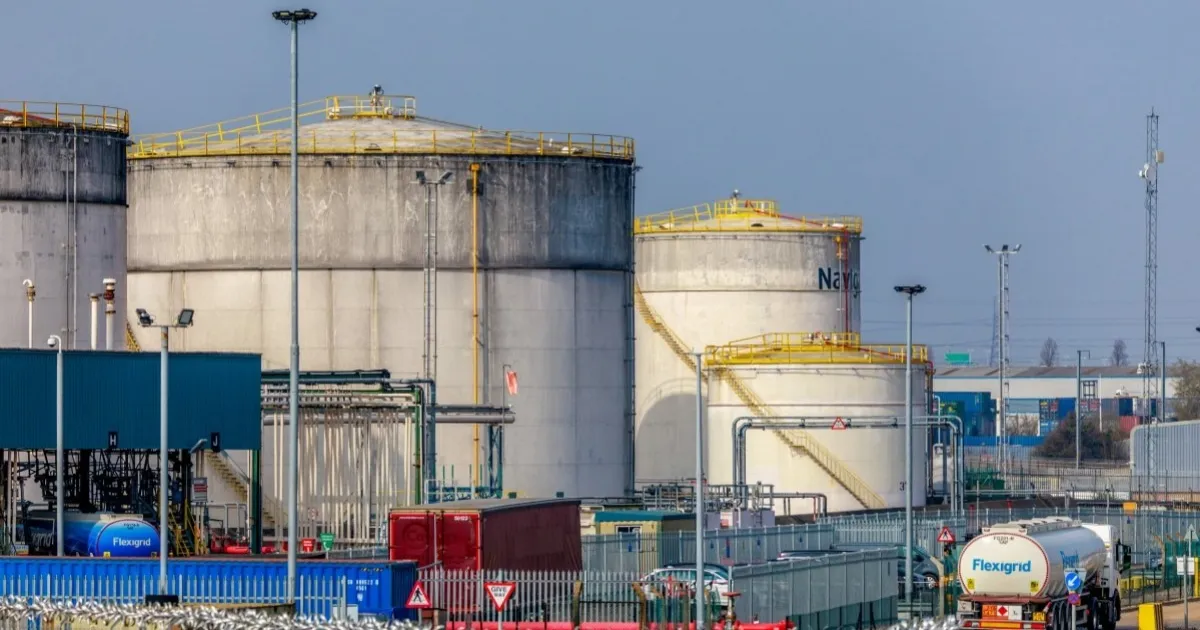 Brent Crude Retreats From Six-Month Peak As US-Iran Uncertainty Fuels Market Volatility