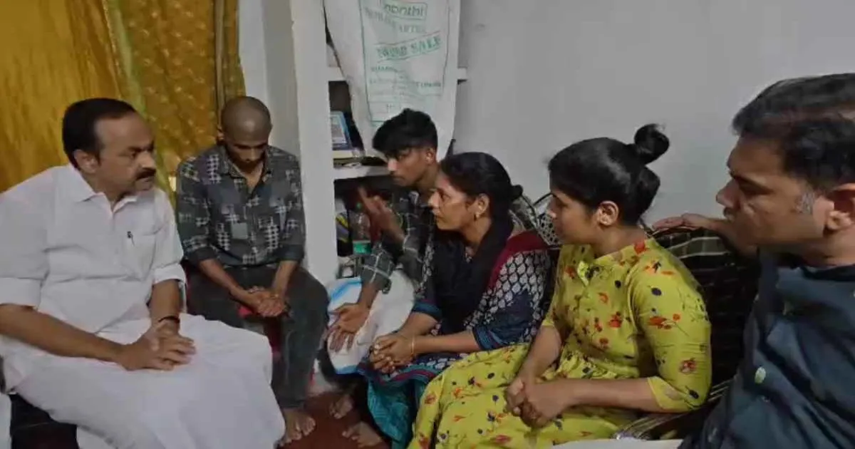CM Satheesan Visits Car Crash Victim's Family, Promises Legal Support