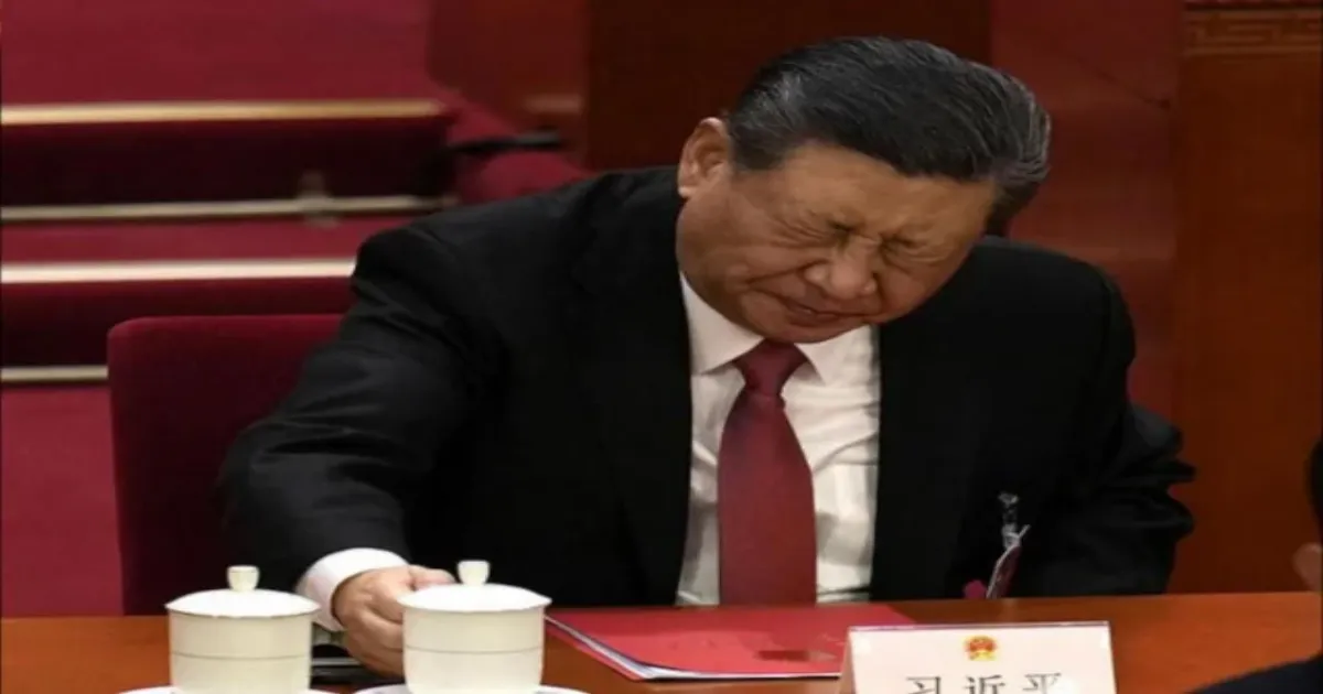 yikes-chinas-stock-market-plummets-in-worst-single-day