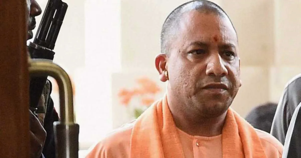 UP Govt Transfers 17 IAS Officers Across Divisional, Revenue And Development Departments